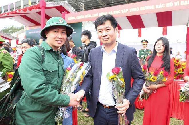 PHÁT HUY TRUYỀN THỐNG CÁCH MẠNG: THANH NIÊN XÃ TRUNG GIÃ HĂNG HÁI LÊN ĐƯỜNG TÒNG QUÂN- Ảnh 6.