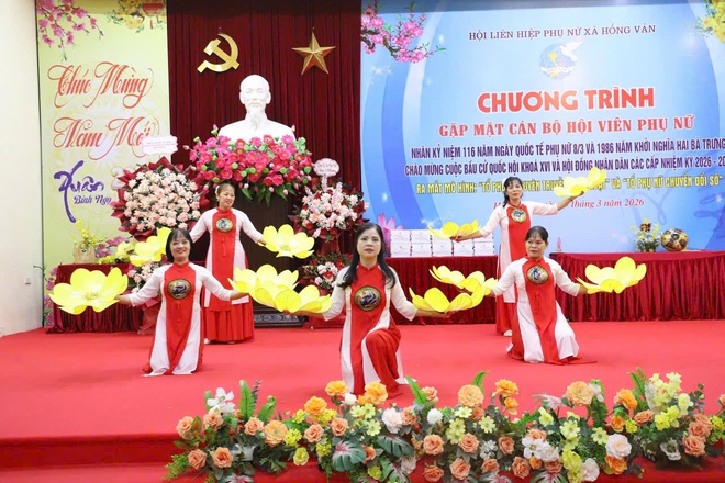 Hội Phụ nữ xã Hồng Vân gặp mặt kỷ niệm Ngày Quốc tế Phụ nữ 8/3 - Ảnh 2.