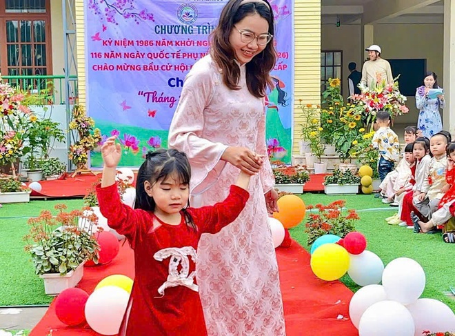 Trường mầm non Ninh Sở, xã Hồng Vân hưởng ứng “Tuần lễ Áo dài”- Ảnh 5.