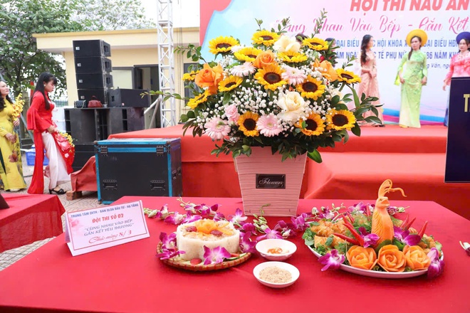 Xã Hồng Vân tổ chức Hội thi nấu ăn với chủ đề “Cùng nhau vào bếp – Gắn kết yêu thương”- Ảnh 7.