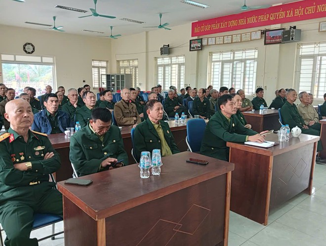 TRUNG GIÃ: ĐỒNG LOẠT TỔ CHỨC 8 HỘI NGHỊ MẠN ĐÀM VỚI CỬ TRI VỀ TIỂU SỬ NGƯỜI ỨNG CỬ ĐẠI BIỂU QUỐC HỘI VÀ HĐND CÁC CẤP NHIỆM KỲ 2026-2031- Ảnh 15.