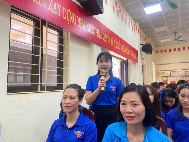 TRUNG GIÃ: ĐỒNG LOẠT TỔ CHỨC 8 HỘI NGHỊ MẠN ĐÀM VỚI CỬ TRI VỀ TIỂU SỬ NGƯỜI ỨNG CỬ ĐẠI BIỂU QUỐC HỘI VÀ HĐND CÁC CẤP NHIỆM KỲ 2026-2031- Ảnh 2.