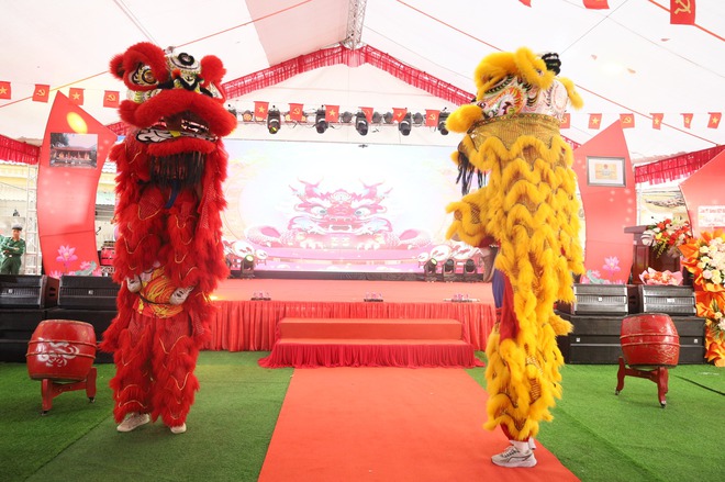 Xã Cổ Đô tổ chức Lễ đón nhận Bằng xếp hạng Di tích lịch sử - văn hóa cấp Thành phố đình Quang Ngọc- Ảnh 3.