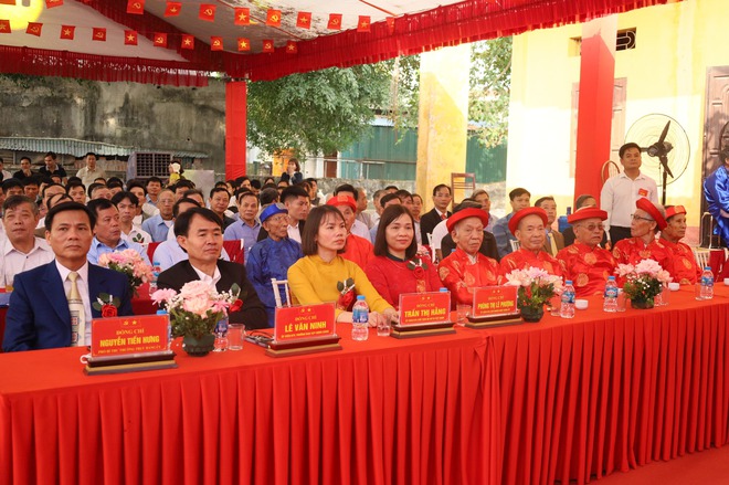 Xã Cổ Đô tổ chức Lễ đón nhận Bằng xếp hạng Di tích lịch sử - văn hóa cấp Thành phố đình Quang Ngọc- Ảnh 5.