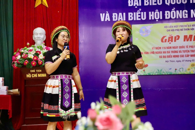 Chi hội Phụ nữ Thôn Nội Thôn, xã Hồng Vân tổ chức gặp mặt kỷ niệm 116 năm ngày quốc tế phụ nữ 8/3 và 1986 năm khởi nghĩa Hai Bà Trưng- Ảnh 1.