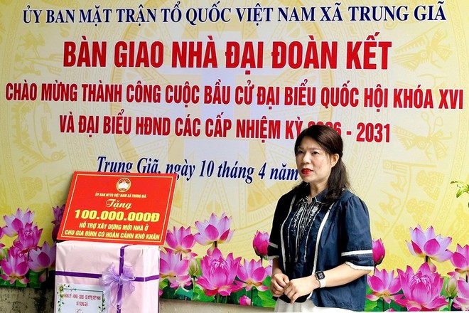 02 CÔNG TRÌNH NHÀ ĐẠI ĐOÀN KẾT- DẤU ẤN VAI TRÒ CỦA MTTQ VIỆT NAM XÃ TRUNG GIÃ TRONG CÔNG TÁC AN SINH XÃ HỘI- Ảnh 2.