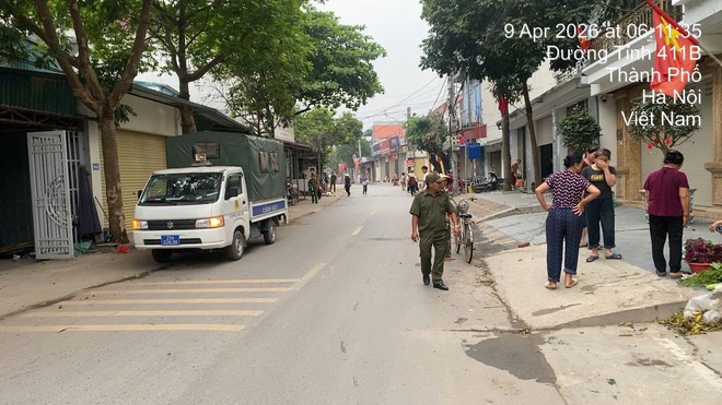UBND XÃ CỔ ĐÔ RA QUÂN GIẢI TỎA HÀNH LANG AN TOÀN GIAO THÔNG, BẢO ĐẢM TRẬT TỰ AN TOÀN GIAO THÔNG TRÊN ĐỊA BÀN- Ảnh 4.