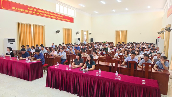 Xã Hồng Vân tổ chức tập huấn sử dụng không gian làm việc số Hanoiwork- Ảnh 10.