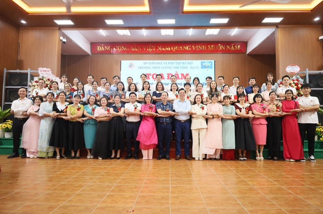 CÁC TRƯỜNG THCS XÃ CỔ ĐÔ THAM DỰ TỌA ĐÀM“GIÁO DỤC KỸ NĂNG SỐNG VÀ ĐỊNH HƯỚNG NGHỀ NGHIỆP TRONG KỶ NGUYÊN SỐ”- Ảnh 4.