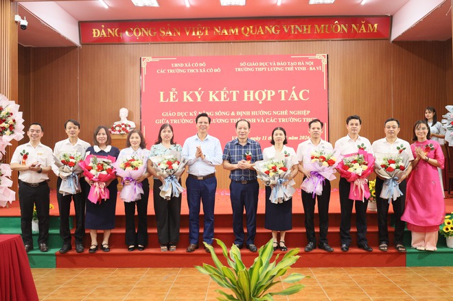 CÁC TRƯỜNG THCS XÃ CỔ ĐÔ THAM DỰ TỌA ĐÀM“GIÁO DỤC KỸ NĂNG SỐNG VÀ ĐỊNH HƯỚNG NGHỀ NGHIỆP TRONG KỶ NGUYÊN SỐ”- Ảnh 5.