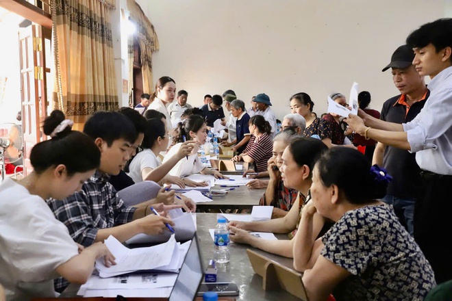 Xã Hồng Vân tiếp tục chi trả tiền bồi thường dự án khu đô thị thể thao Olympic- Ảnh 4.