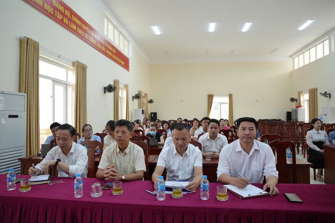 Xã Hồng Vân ký kết với Bệnh viện Đa khoa Thường Tín: Nâng cao chất lượng chăm sóc sức khỏe từ cơ sở- Ảnh 2.