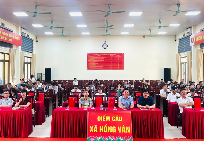 Cán bộ, đảng viên xã Hồng Vân tích cực học tập, quán triệt Nghị quyết Trung ương 2 (khóa XIV)- Ảnh 4.