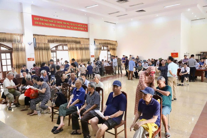 Xã Hồng Vân tiếp tục chi trả tiền bồi thường dự án khu đô thị thể thao Olympic- Ảnh 5.