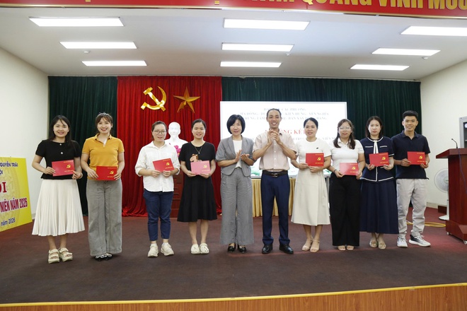 Hoàn thành lớp bồi dưỡng lý luận chính trị cho đảng viên mới khóa II năm 2026- Ảnh 4.