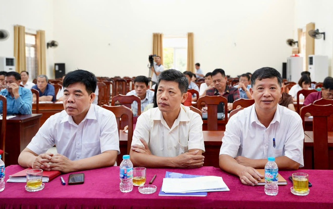 Xã Hồng Vân giao ban đánh giá kết quả thực hiện nhiệm vụ quý I và triển khai phương hướng nhiệm vụ quý II/2026- Ảnh 1.