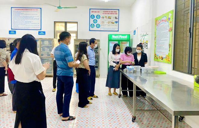 XÃ TRUNG GIÃ KIỂM TRA CÔNG TÁC AN TOÀN THỰC PHẨM TẠI TRƯỜNG MN BẮC SƠN B- Ảnh 1.
