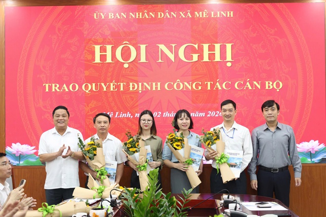 UBND xã Mê Linh tổ chức Hội nghị trao quyết định công tác cán bộ- Ảnh 3.