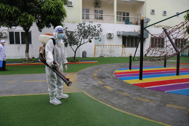 Hà Nội phát động chiến dịch vệ sinh môi trường, chủ động phòng chống bệnh tay chân miệng- Ảnh 9.