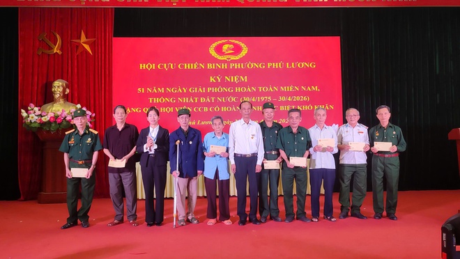 Hội Cựu chiến binh phường Phú Lương kỷ niệm 51 năm Ngày Giải phóng miền Nam, thống nhất đất nước (30/4/1975 - 30/4/2026)- Ảnh 6.