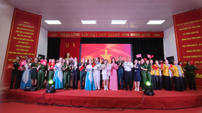 Hội Cựu chiến binh phường Phú Lương kỷ niệm 51 năm Ngày Giải phóng miền Nam, thống nhất đất nước (30/4/1975 - 30/4/2026)- Ảnh 4.