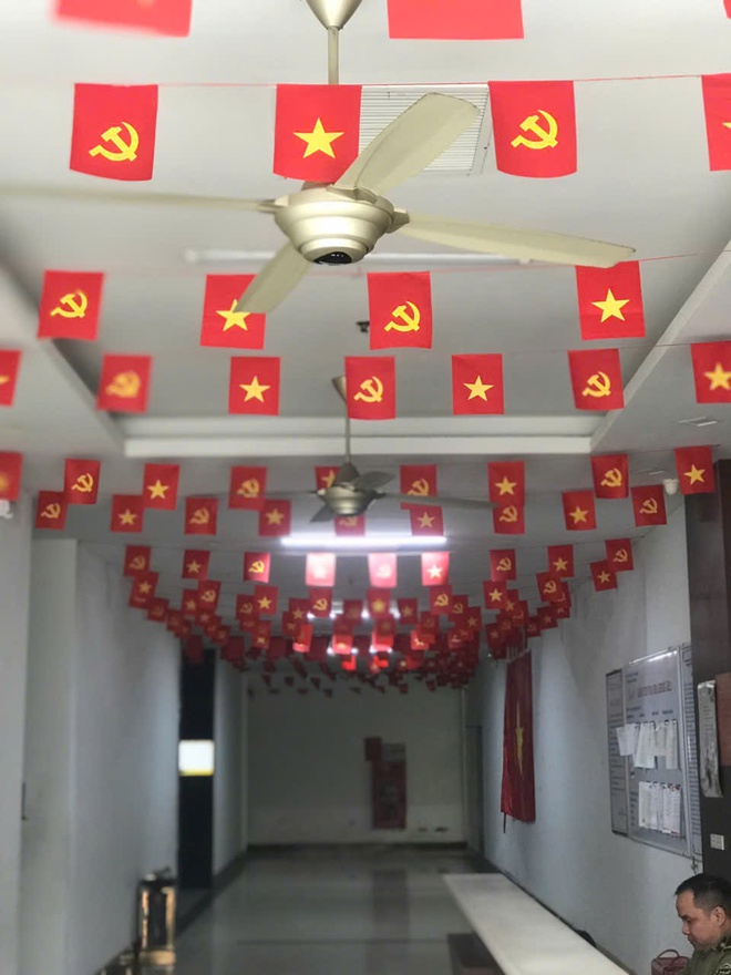 XÃ BÌNH MINH TÍCH CỰC TREO CỜ TỔ QUỐC CHÀO MỪNG KỶ NIỆM NGÀY GIẢI PHÓNG MIỀN NAM 30/4 VÀ NGÀY QUỐC TẾ LAO ĐỘNG 01/5- Ảnh 1.