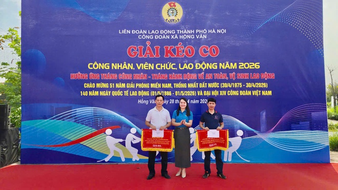 Sôi nổi giải kéo co xã Hồng Vân chào mừng Ngày Quốc tế Lao động 1/5- Ảnh 11.