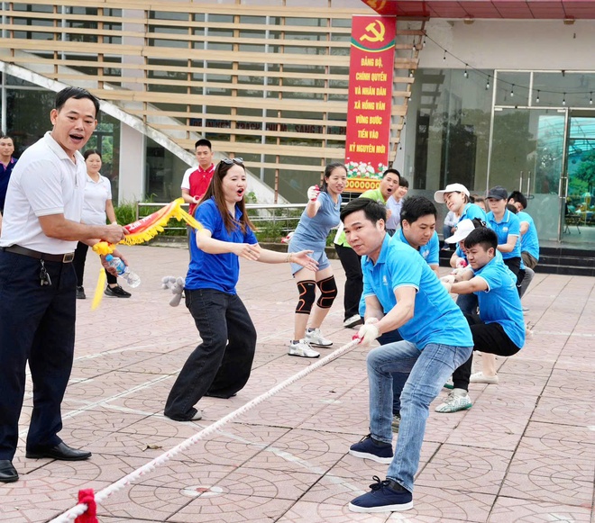Sôi nổi giải kéo co xã Hồng Vân chào mừng Ngày Quốc tế Lao động 1/5- Ảnh 5.