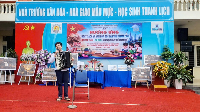 Phường Phú Lương phát động Ngày hội Sách và Văn hóa đọc với chủ đề “Sách - tri thức - khát vọng phát triển đất nước”- Ảnh 7.
