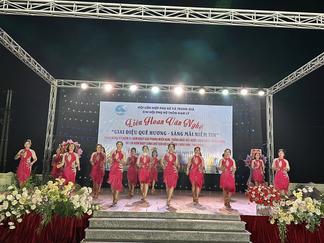 GIAI ĐIỆU QUÊ HƯƠNG- SÁNG MÃI NIỀM TIN: Lan toả khí thế tháng Tư lịch sử tại xã Trung Giã- Ảnh 14.