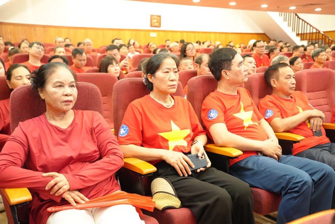 Hà Nội phát động Ngày Sức khỏe toàn dân năm 2026 tại phường Việt Hưng- Ảnh 4.