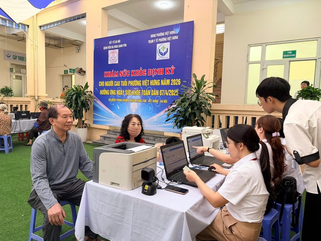 Hà Nội phát động Ngày Sức khỏe toàn dân năm 2026 tại phường Việt Hưng- Ảnh 17.