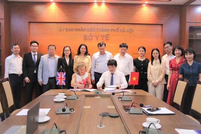 Sở Y tế Hà Nội tiếp và làm việc với đoàn chuyên gia Đại học Oxford, Vương quốc Anh- Ảnh 4.