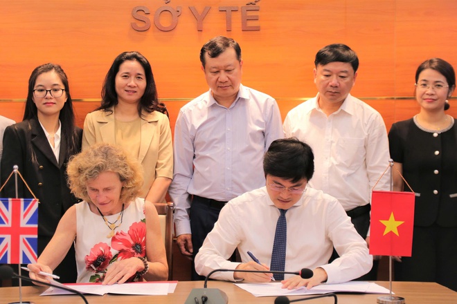 Sở Y tế Hà Nội tiếp và làm việc với đoàn chuyên gia Đại học Oxford, Vương quốc Anh- Ảnh 5.