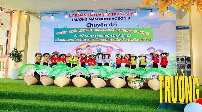 TRUNG GIÃ TỔ CHỨC KIẾN TẬP CHUYÊN ĐỀ PHÁT TRIỂN THẨM MỸ GẮN VỚI GIÁO DỤC QUYỀN CON NGƯỜI - QUYỀN TRẺ EM- Ảnh 9.