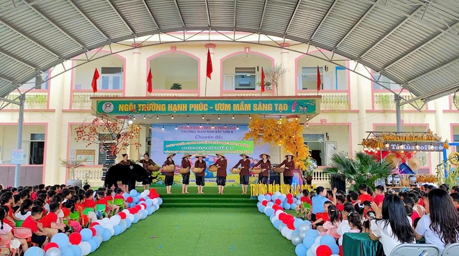 TRUNG GIÃ TỔ CHỨC KIẾN TẬP CHUYÊN ĐỀ PHÁT TRIỂN THẨM MỸ GẮN VỚI GIÁO DỤC QUYỀN CON NGƯỜI - QUYỀN TRẺ EM- Ảnh 6.