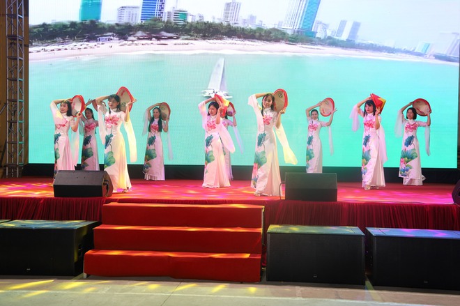 XÃ CỔ ĐÔ TỔ CHỨC CHƯƠNG TRÌNH NGHỆ THUẬT QUẦN CHÚNG CHÀO MỪNG CÁC SỰ KIỆN TRỌNG ĐẠI CỦA ĐẤT NƯỚC- Ảnh 2.