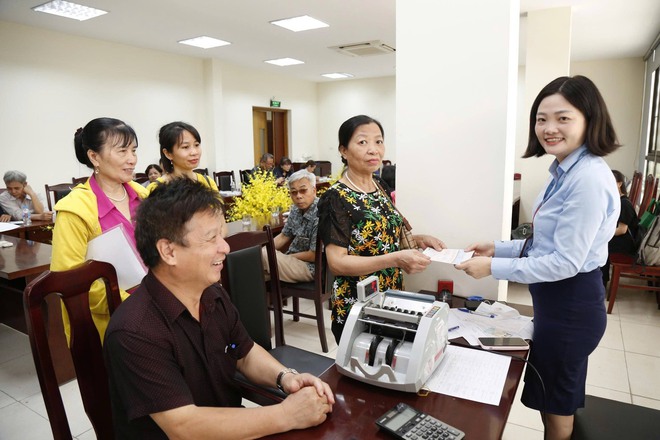 Phường Hà Đông chi trả gần 40 tỷ đồng tiền bồi thường, hỗ trợ đợt I dự án Đường giao thông bao quanh khu tưởng niệm danh nhân Chu Văn An- Ảnh 5.