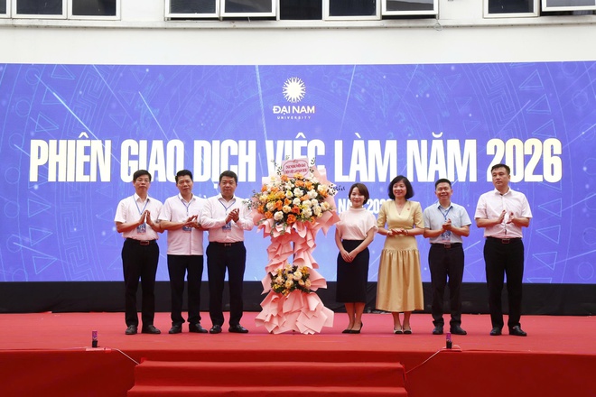 Phiên giao dịch việc làm 5 phường khu vực Hà Đông thu hút 75 doanh nghiệp, nhãn hàng tham gia tuyển dụng, tuyển sinh hơn 3.000 chỉ tiêu- Ảnh 3.