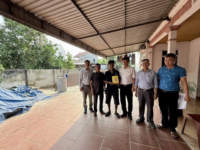 ỦY BAN MTTQ VIỆT NAM XÃ TRUNG GIÃ LAN TỎA TINH THẦN NHÂN ÁI, HỖ TRỢ 475 TRIỆU ĐỒNG XÂY MỚI, SỬA CHỮA NHÀ Ở CHO 12 HỘ KHÓ KHĂN TRÊN  ĐỊA BÀN XÃ- Ảnh 8.