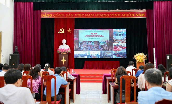 Đại biểu quốc hội thành phố Hà Nội thuộc đơn vị bầu cử số 7 tiếp xúc cử tri các phường, xã của thành phố- Ảnh 6.