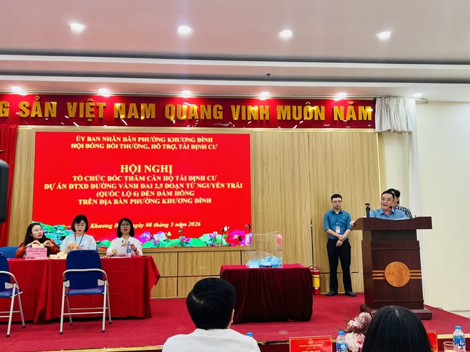 Phường Khương Đình tổ chức bốc thăm căn hộ tái định cư phục vụ Dự án đường Vành đai 2,5- Ảnh 3.