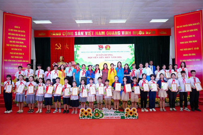 Hội đồng Đội phường Phú Lương tổ chức Lễ kỷ niệm 85 năm Ngày thành lập Đội Thiếu niên Tiền phong Hồ Chí Minh (15/5/1941 – 15/5/2026)- Ảnh 11.