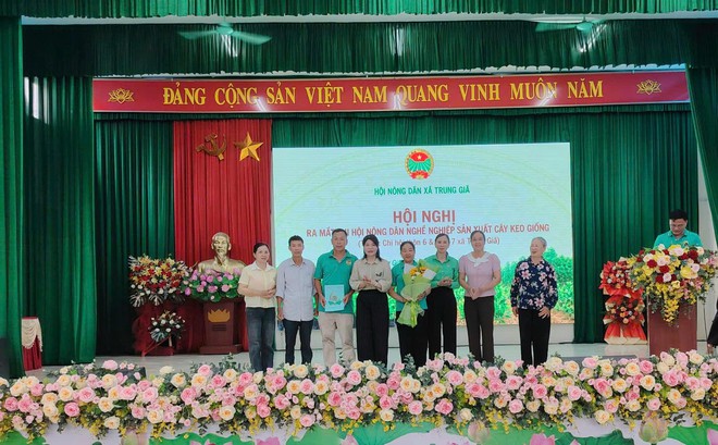 HỘI NÔNG DÂN XÃ TRUNG GIÃ RA MẮT CÁC MÔ HÌNH MỚI, GÓP PHẦN XÂY DỰNG NÔNG THÔN XANH – SẠCH – HIỆN ĐẠI- Ảnh 3.