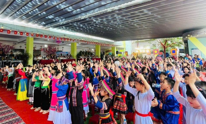 Tưng bừng “Ngày hội giao lưu văn hóa các dân tộc và hội nhập” tại Trường Mầm non Tân Hội B- Ảnh 10.