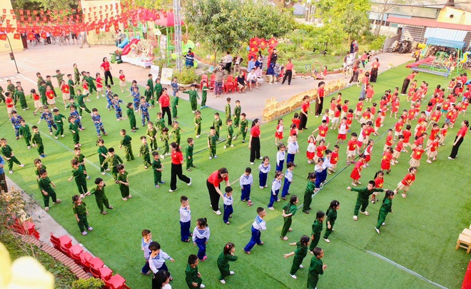 Chương trình trải nghiệm "Bước chân lịch sử - Bé vui hòa bình" ở trường mầm non Ninh Sở- Ảnh 7.
