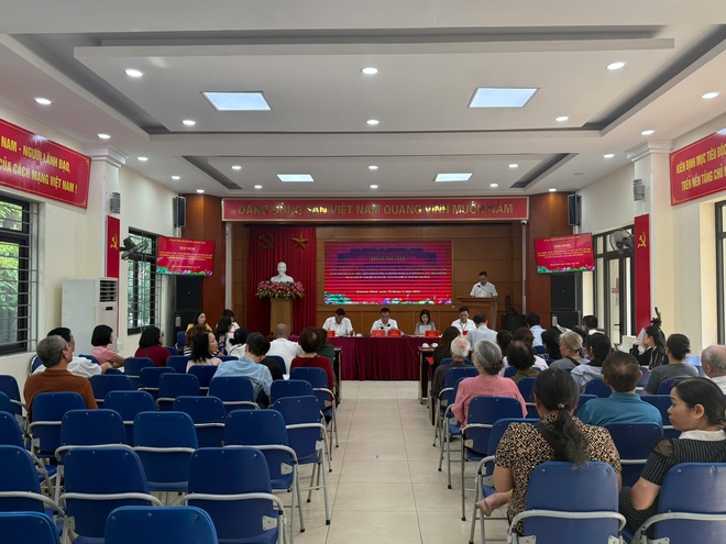 Phường Khương Đình tổ chức lấy ý kiến nhân dân về phương án bồi thường, hỗ trợ, tái định cư dự án đường vành đai 2,5- Ảnh 4.