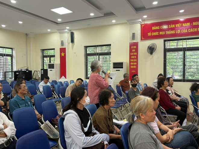 Phường Khương Đình tổ chức lấy ý kiến nhân dân về phương án bồi thường, hỗ trợ, tái định cư dự án đường vành đai 2,5- Ảnh 6.