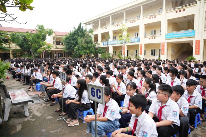 Nói chuyện chuyên đề về “học tập và làm theo tư tưởng, đạo đức, phong cách Hồ Chí Minh”- Ảnh 3.