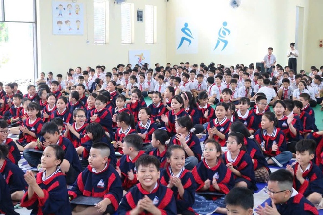 Tưng bừng hội thi rung chuông vàng tại trường Tiểu học Vân Tảo- Ảnh 3.